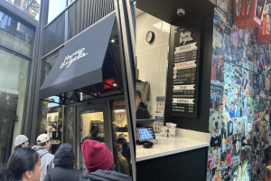 PopUp Bagels spreads to Seaport